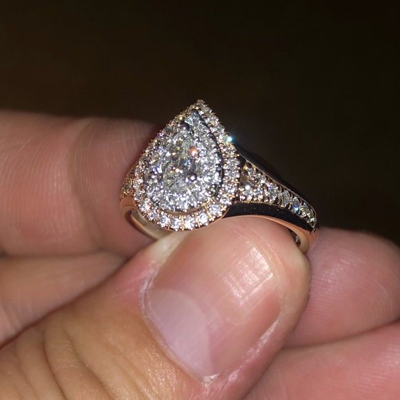 1CT diamond engagement ring white & rose gold - Picture 5 of 10